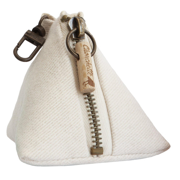 White coin purse with a snap hook - Devrim Studio